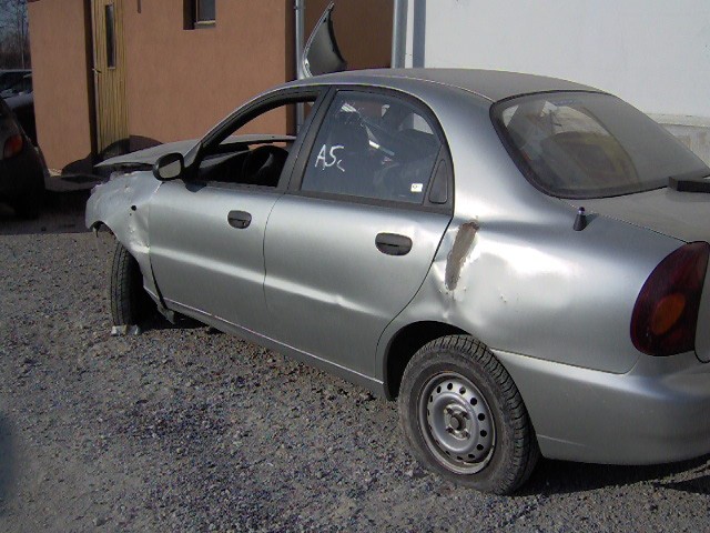 Daewoo lanos 2001
