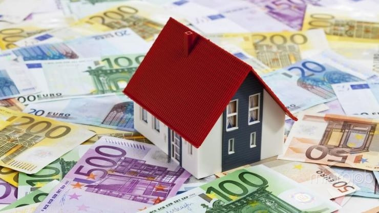 Kölcsönajánlat közjegyzői díj és hitelbiztosítás fizetése nélkül.