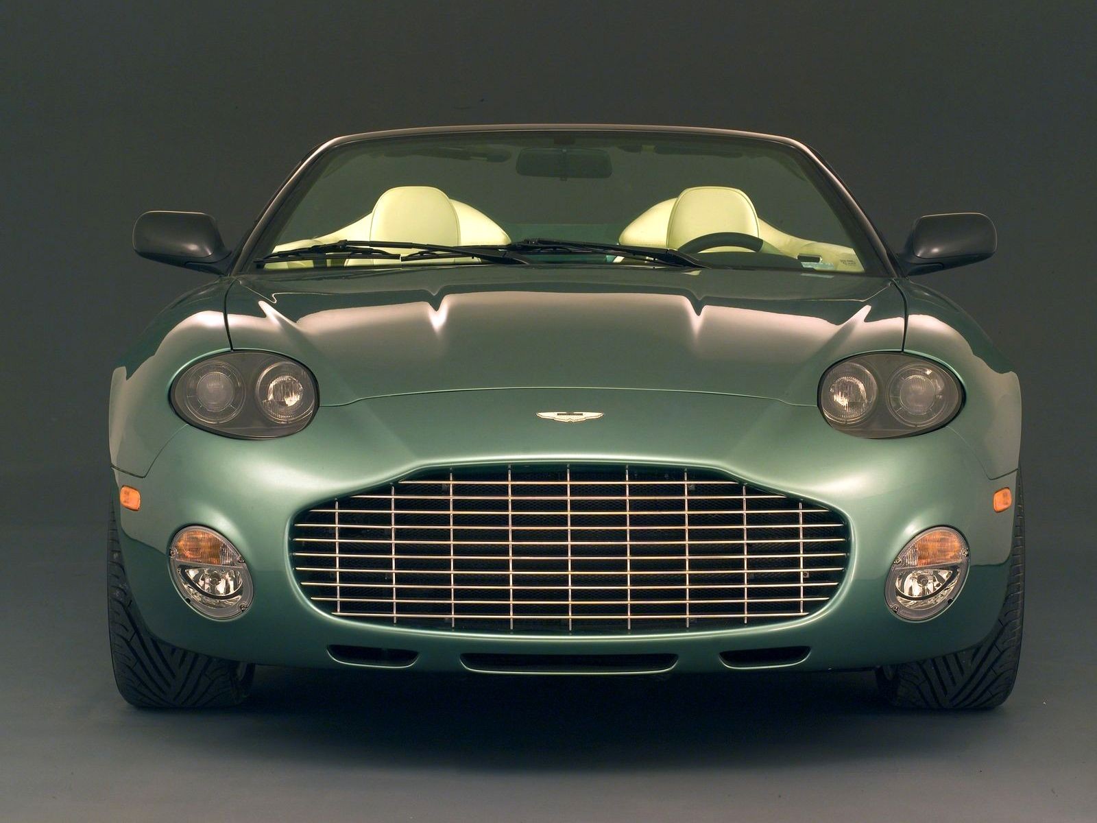 Aston Martin AR1 2003