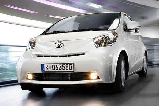 Toyota iQ