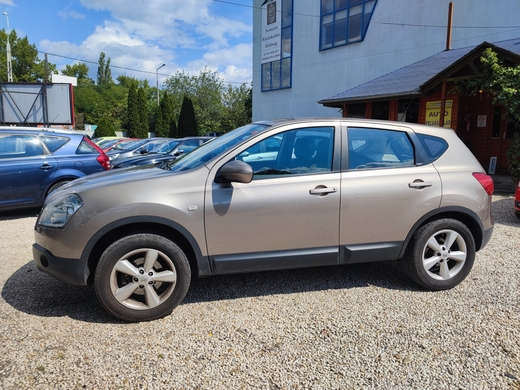 Nissan Qashqai 2009 3