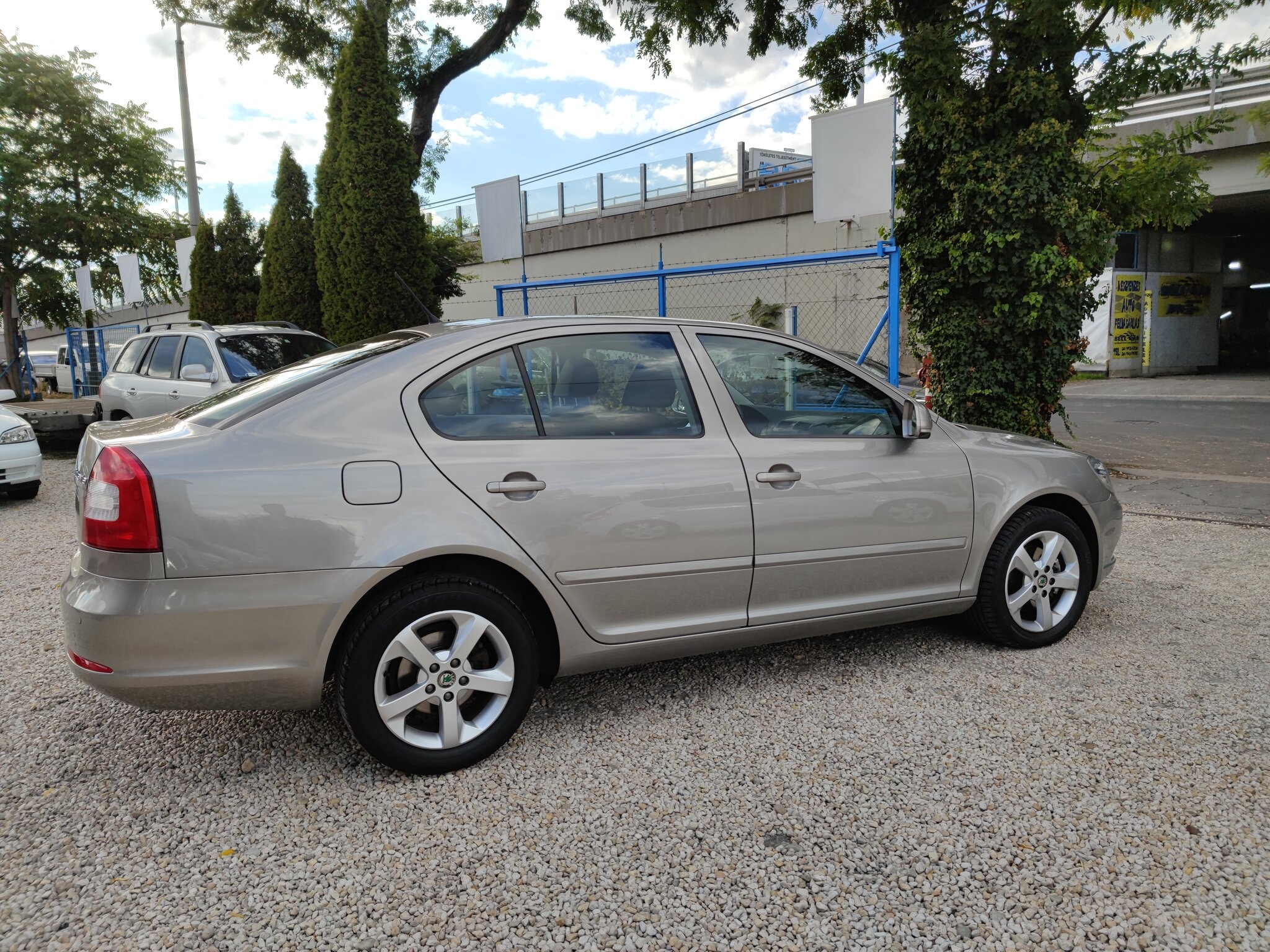 Skoda Octavia 2012 5