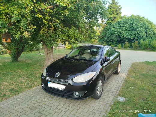 Renault mas modell 2011 2
